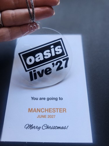 Oasis manchesrer acrylic - oasis,