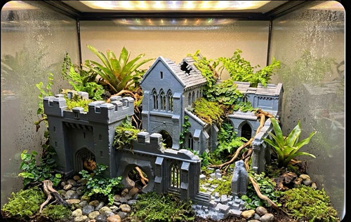 Grey synthetic castle ruins - grey,